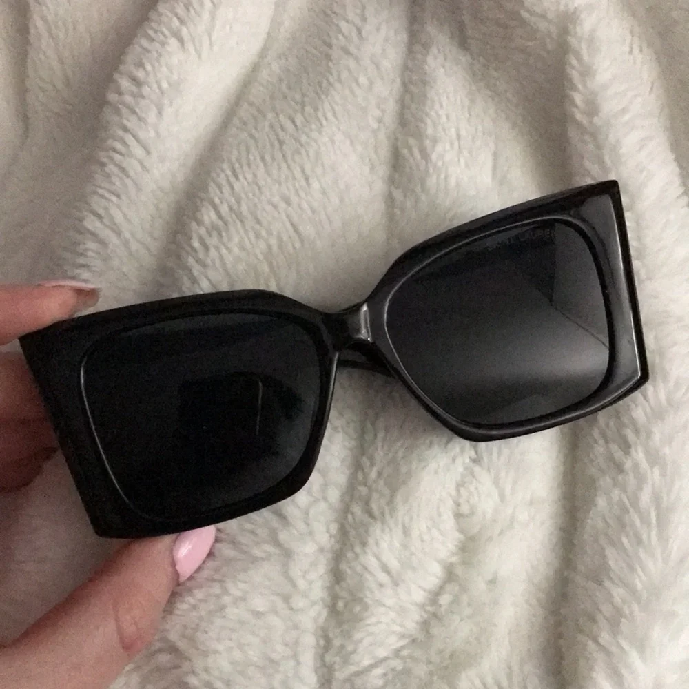 Authentic Saint Laurent SL M119 BLAZE cat eye Sunglasses with gold YSL emblem - Picture 11 of 16